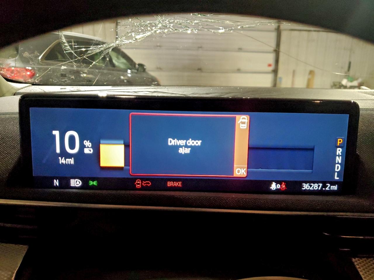 Ford Mustang Select Image 7