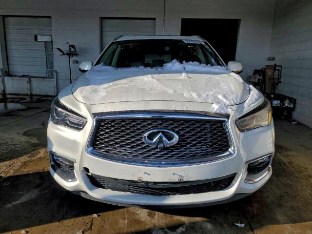 INFINITI Qx Luxe Image 6