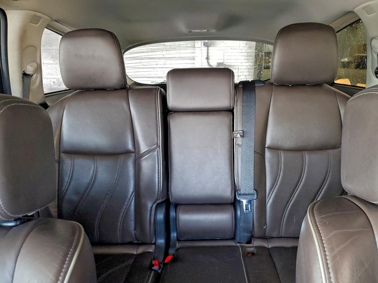 INFINITI Qx Luxe Image 5