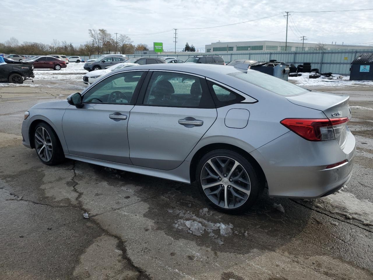 Honda Civic Touring Image 2