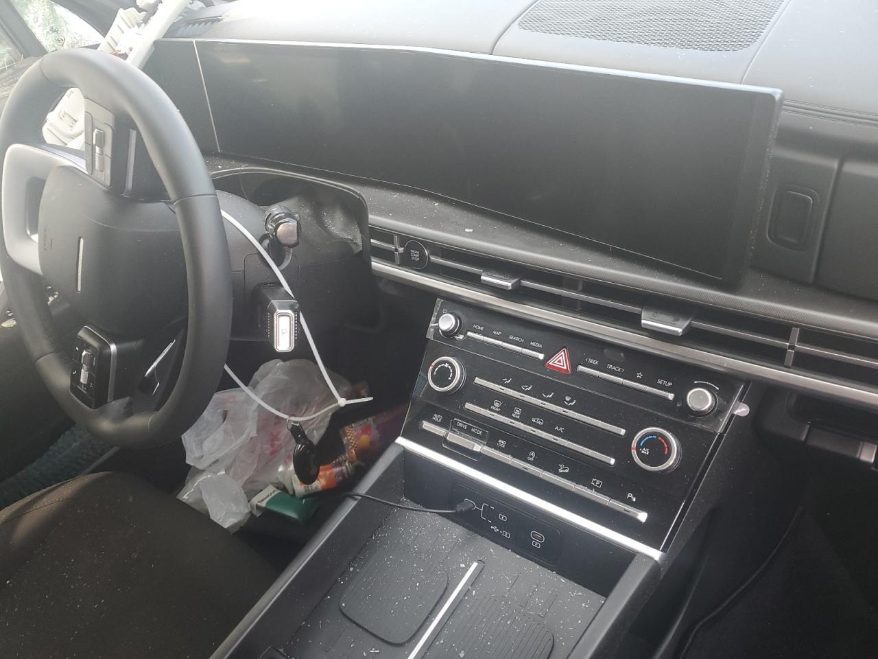 Hyundai SANTA FE Se Image 13