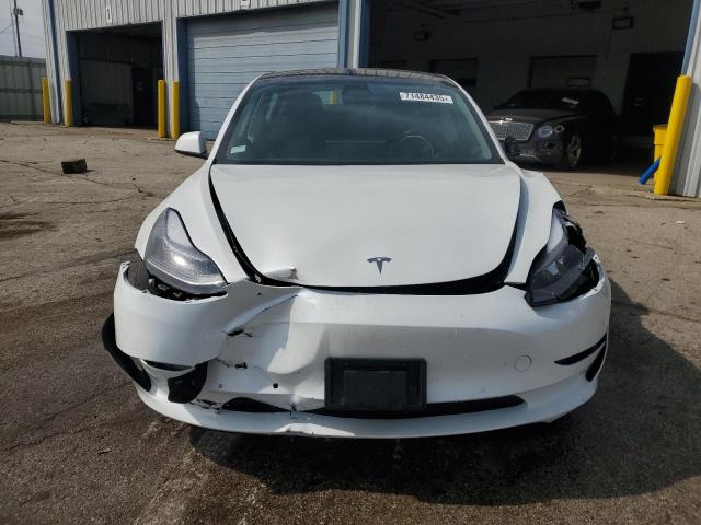 Tesla Model 3 Image 7