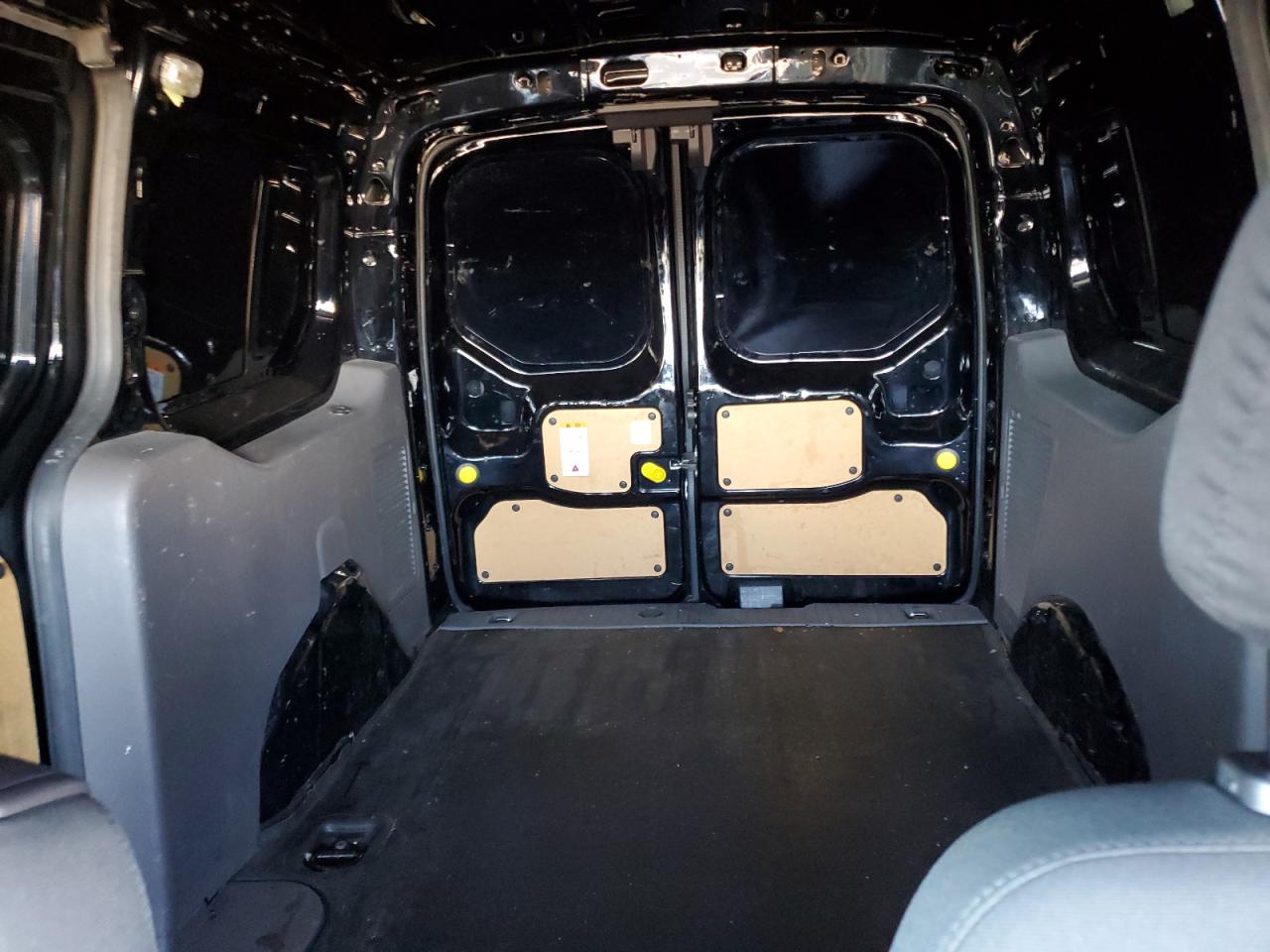 Ford Transit Xl Image 10