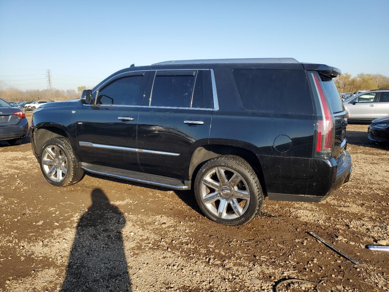 Cadillac Escalade Premium Luxury Image 2