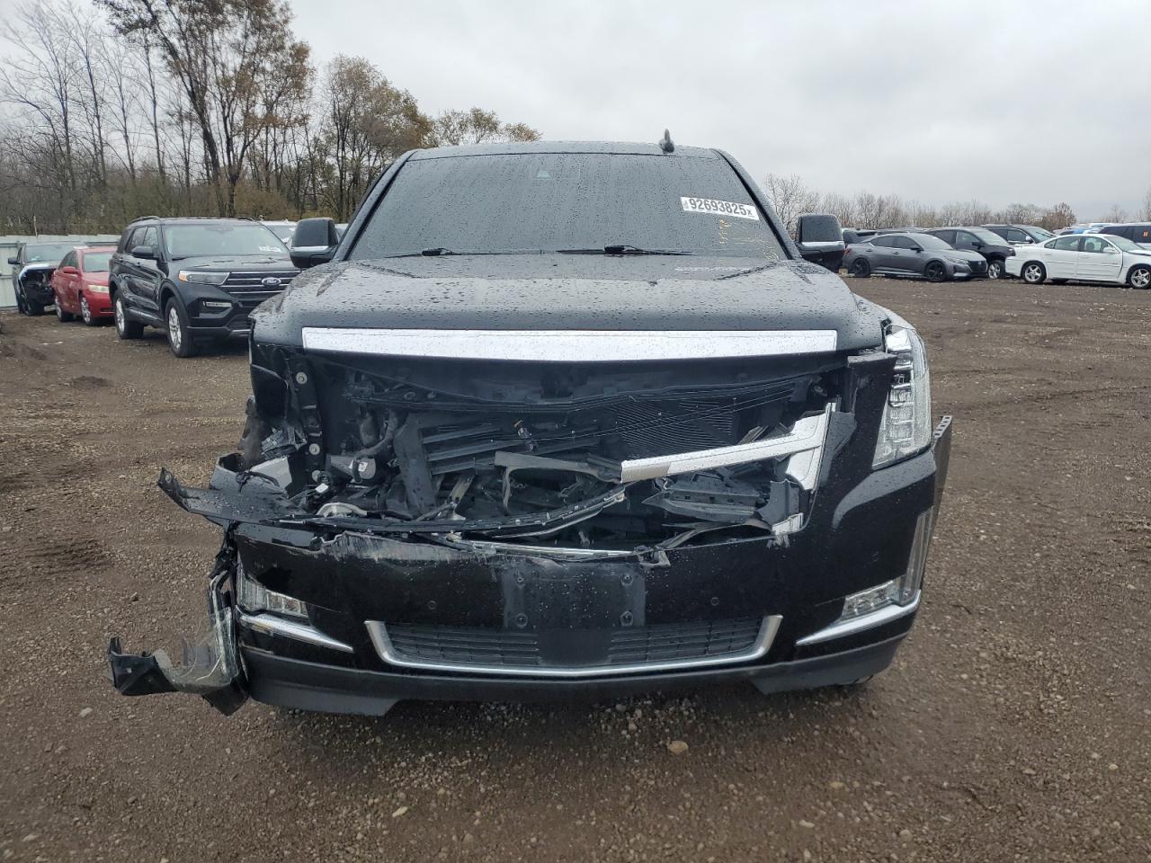 Cadillac Escalade Premium Luxury Image 7