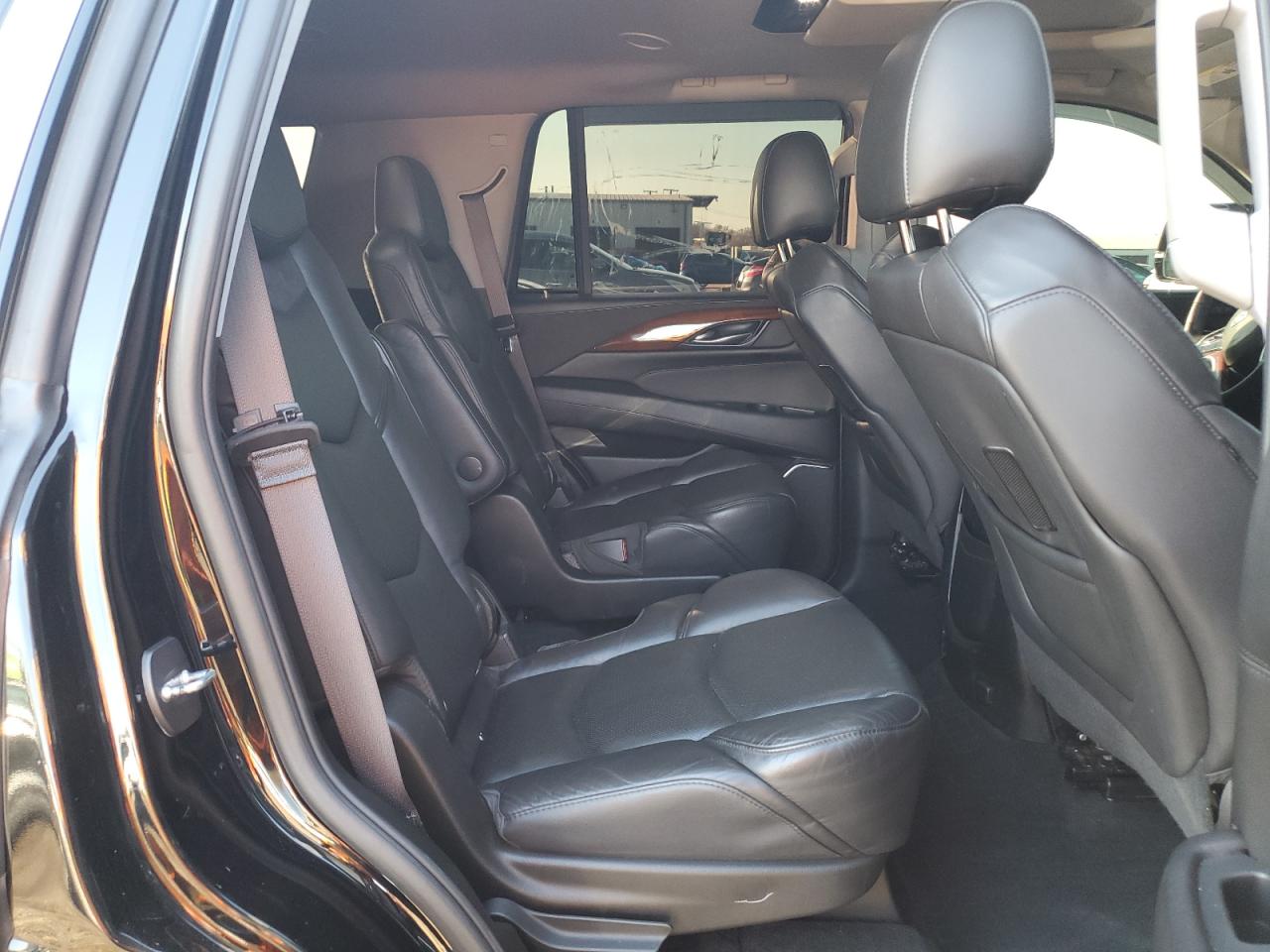 Cadillac Escalade Premium Luxury Image 10