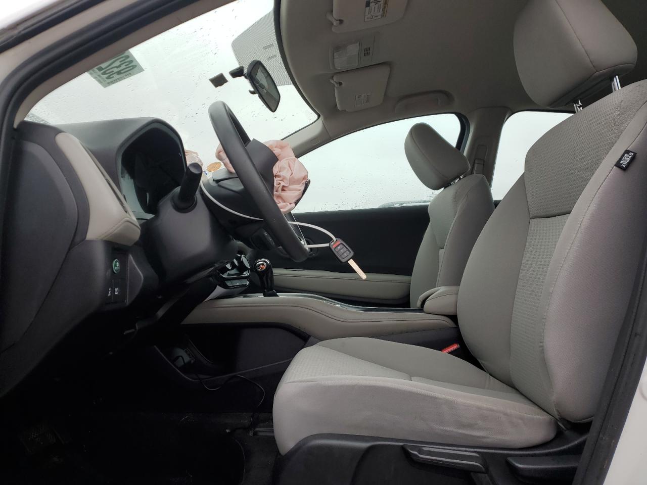 Honda HR-V Lx Image 4