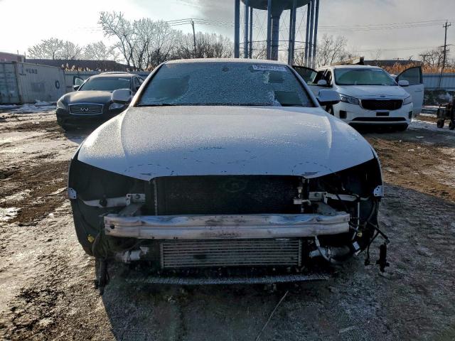 Audi A4 Premium Plus Image 10