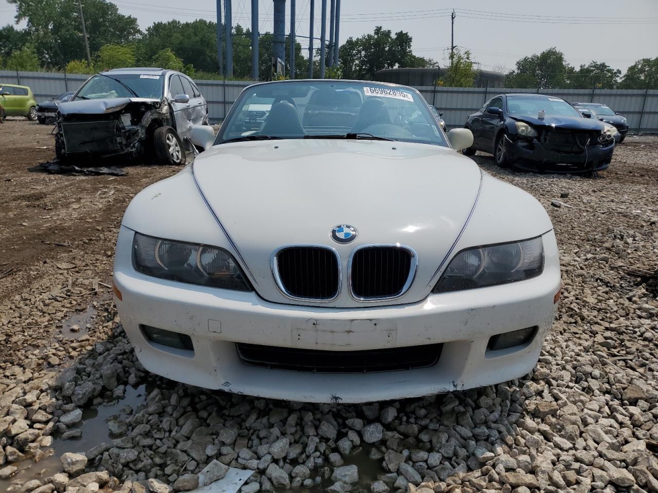 BMW Z Series 2.3 Image 7