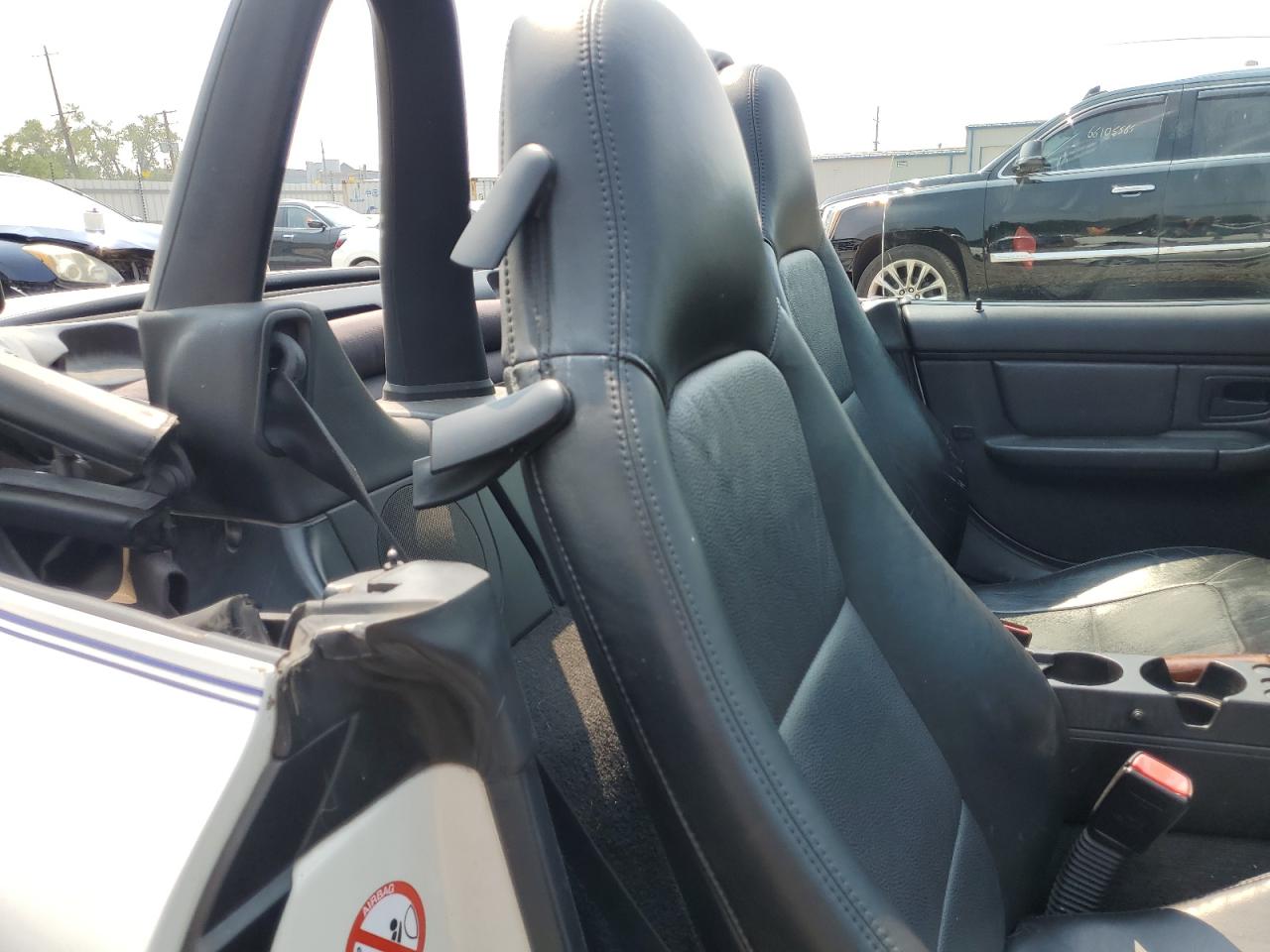 BMW Z Series 2.3 Image 4