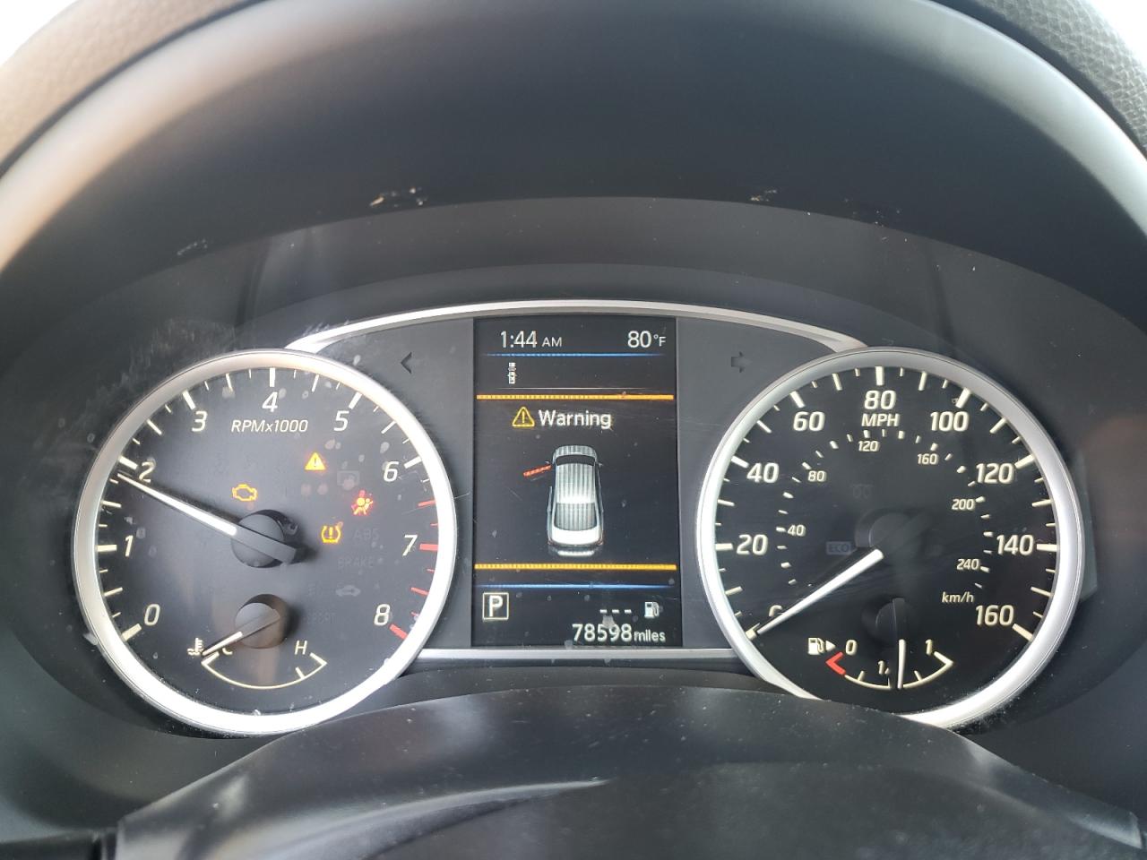 Nissan Sentra S Image 10