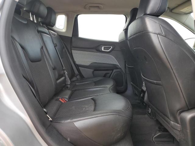 Jeep Compass Latitude Image 11