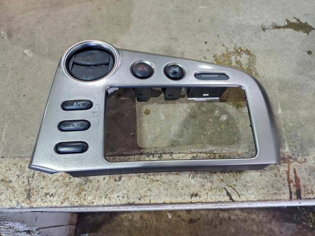 Pontiac Vibe Image 7