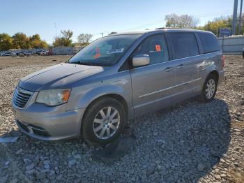 Salvage Chrysler Minivan