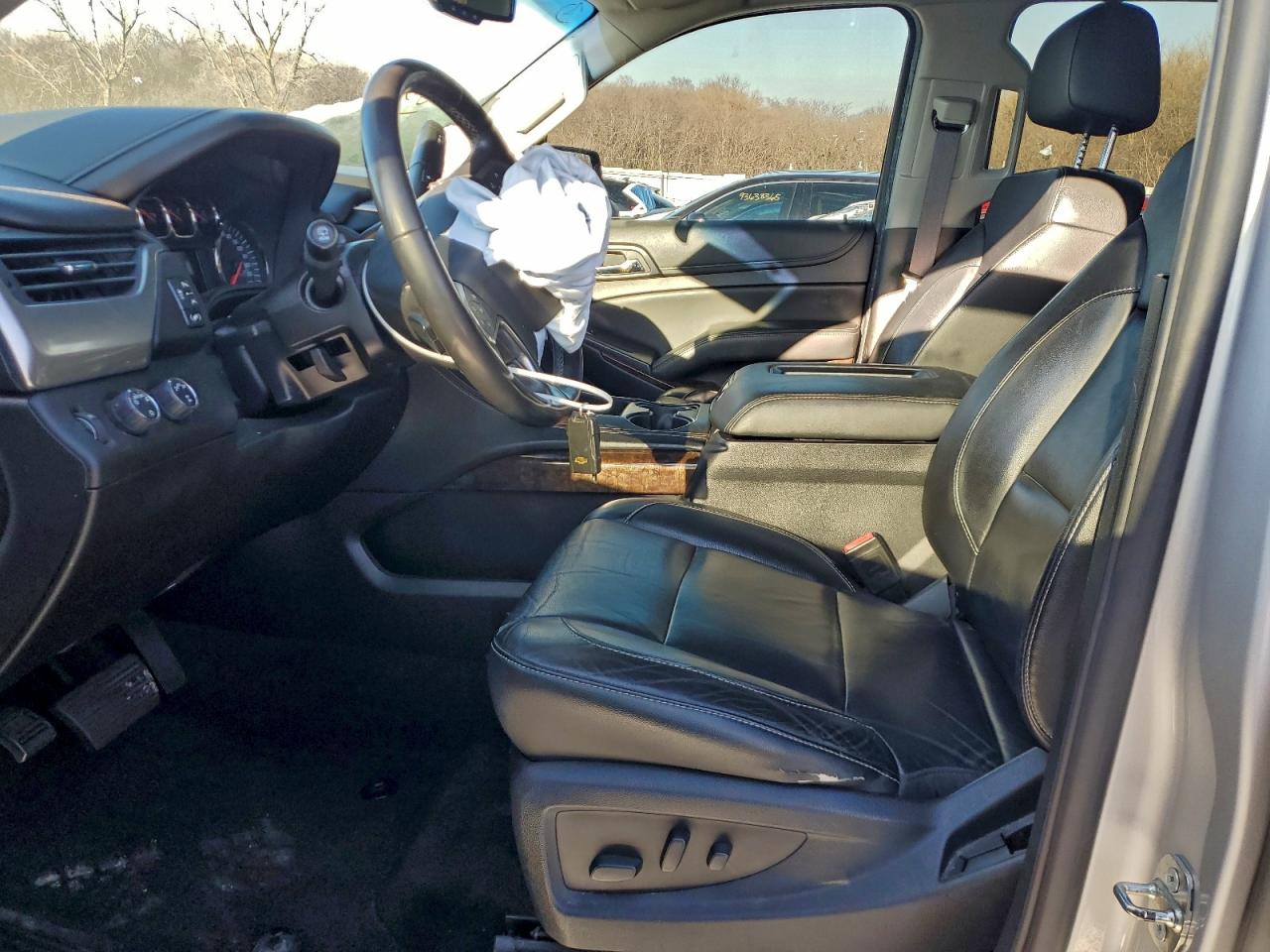 Chevrolet Tahoe K1500 Lt Image 2