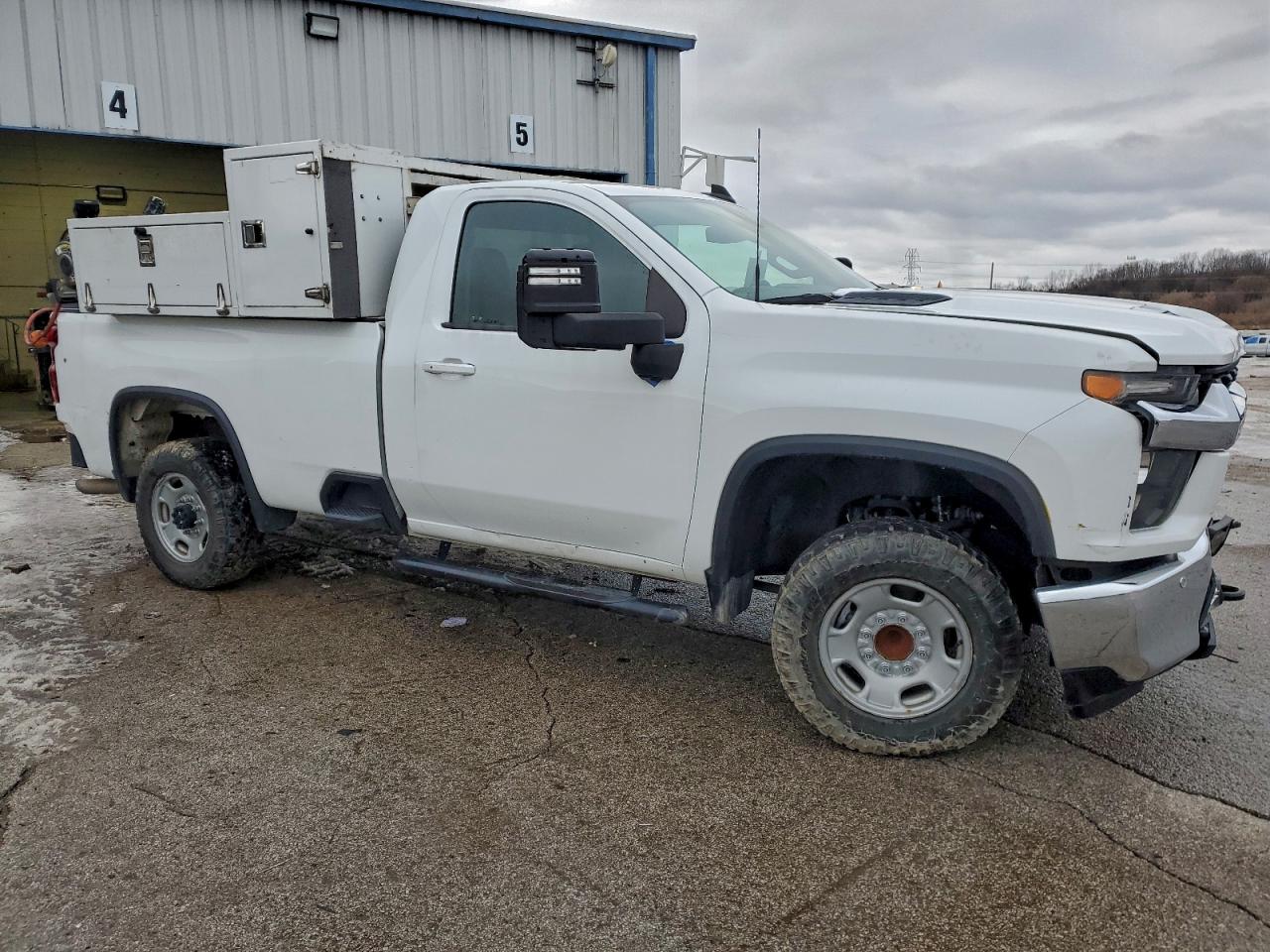 Chevrolet Silverado C2500 Heavy Duty Lt Image 6