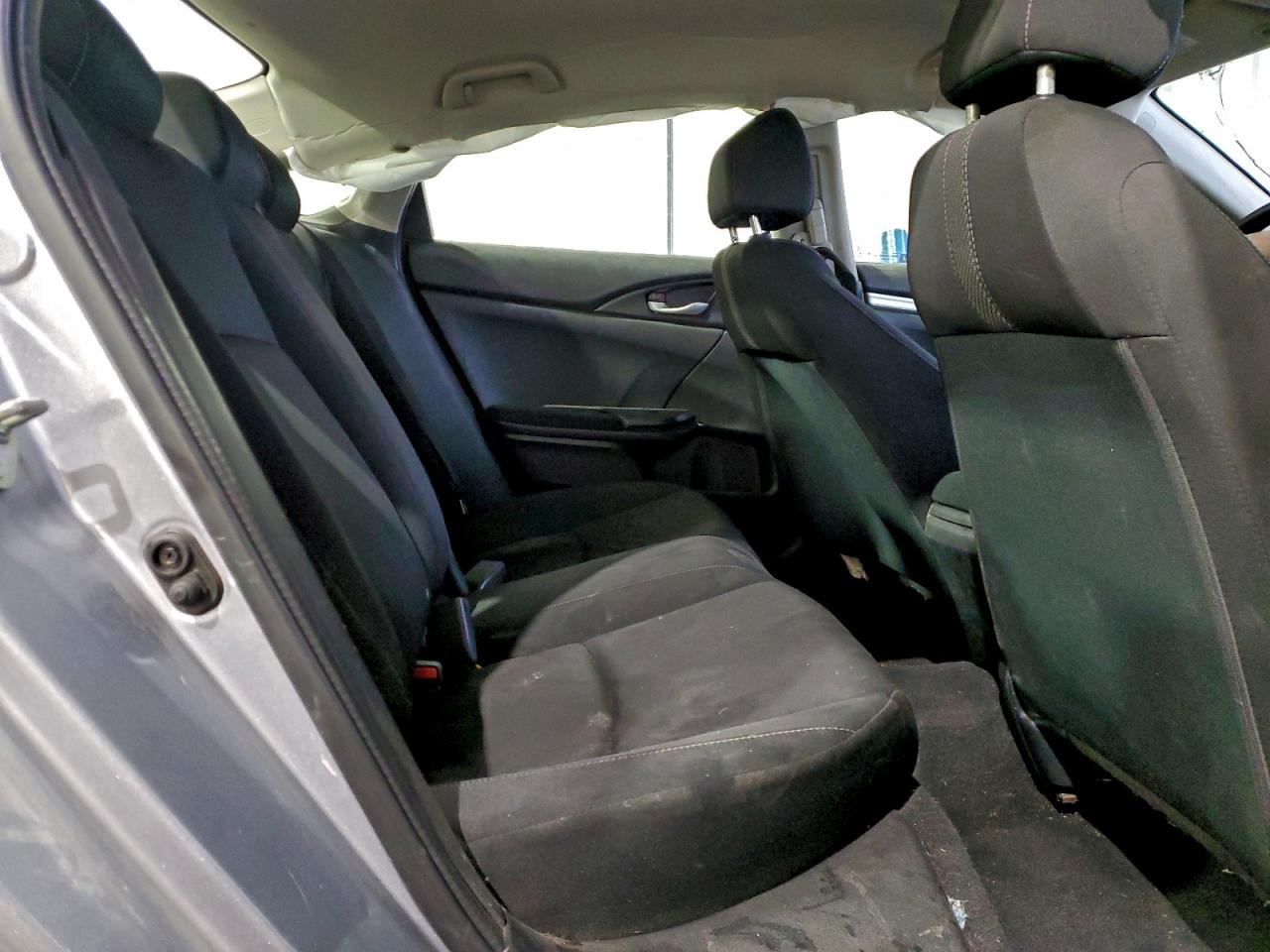 Honda Civic Lx Image 9