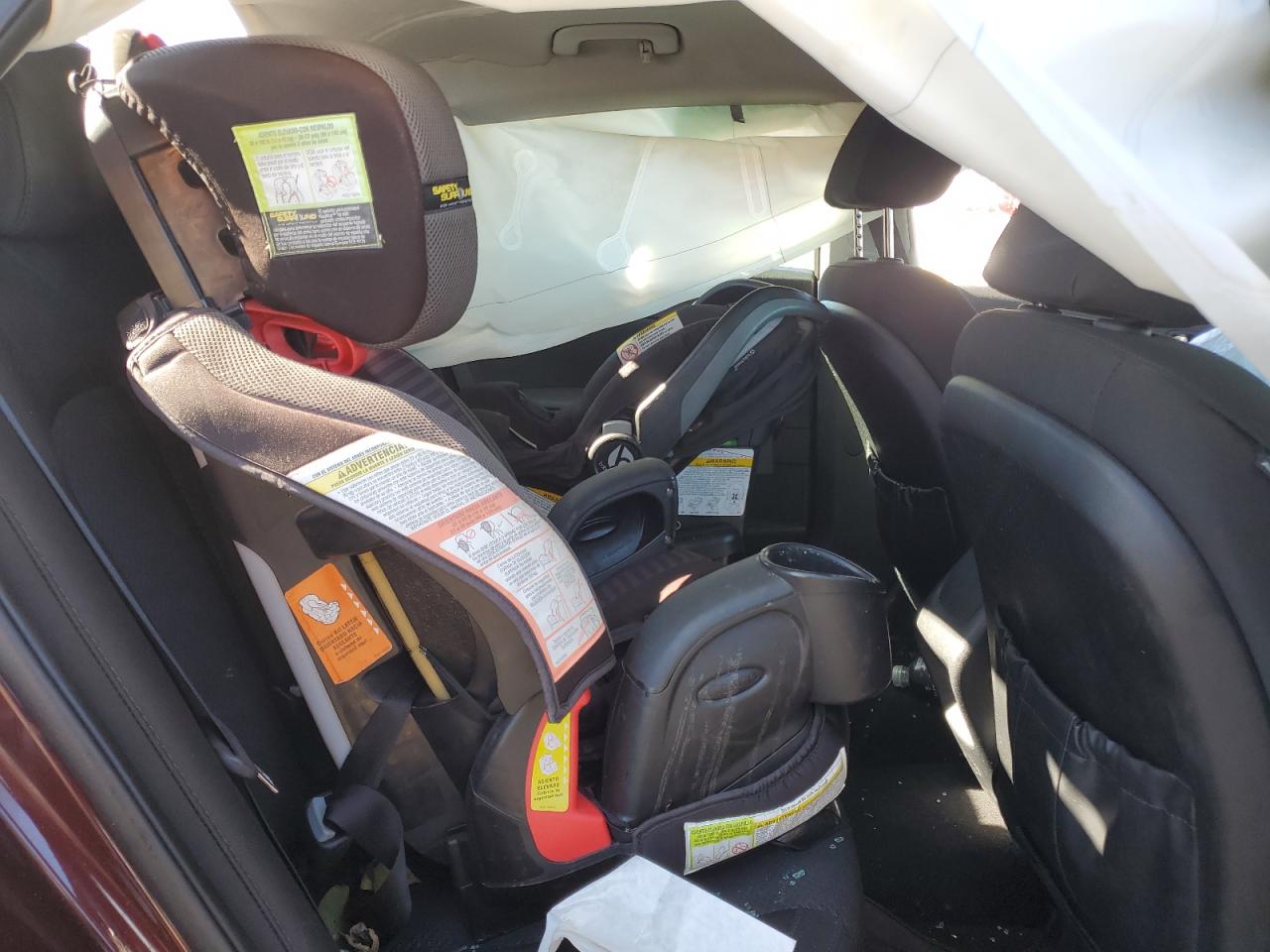 Kia Optima Lx Image 7