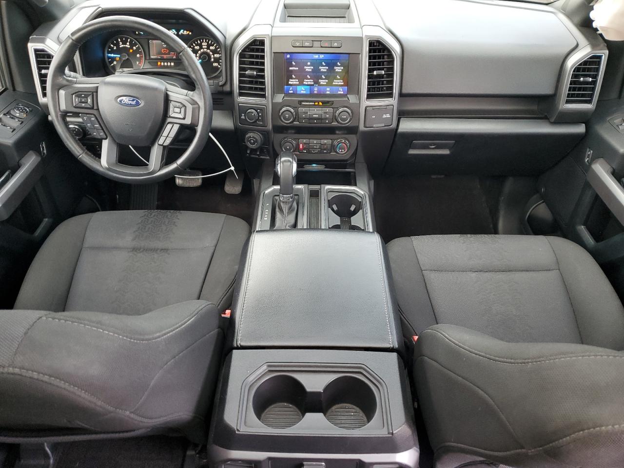 Ford F-150 Supercrew Image 6