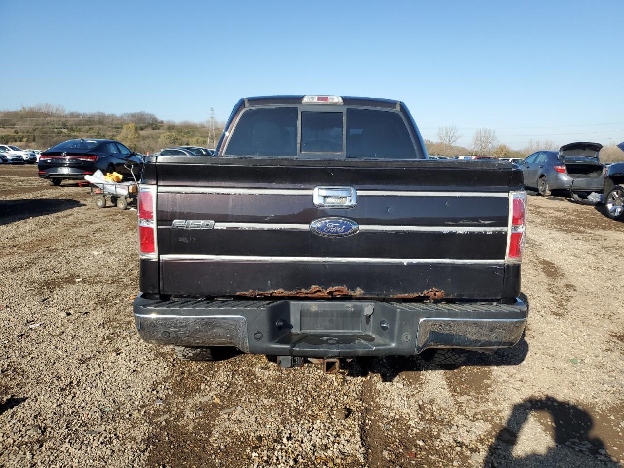 Ford F-150 Supercrew Image 12