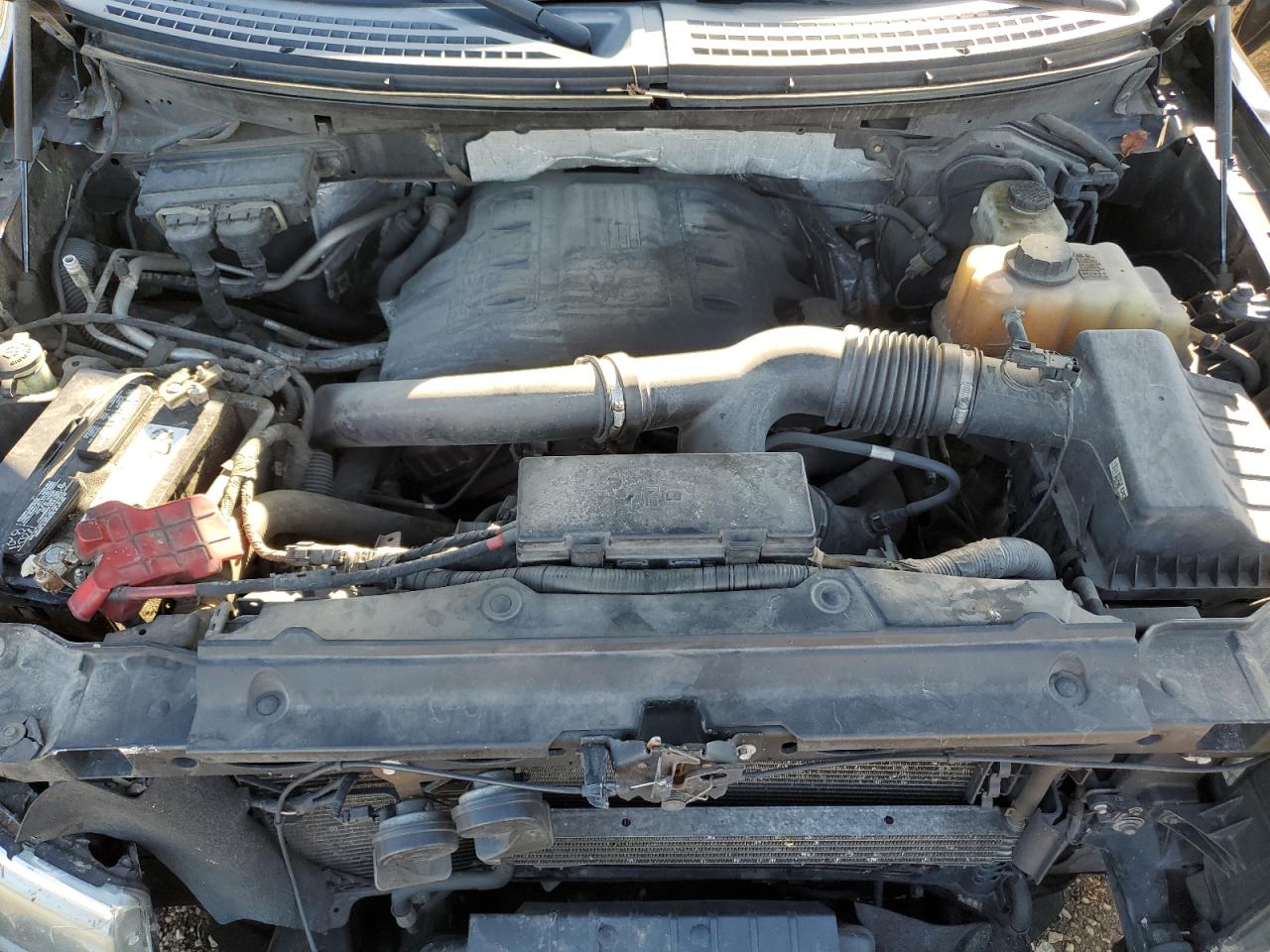 Ford F-150 Supercrew Image 9