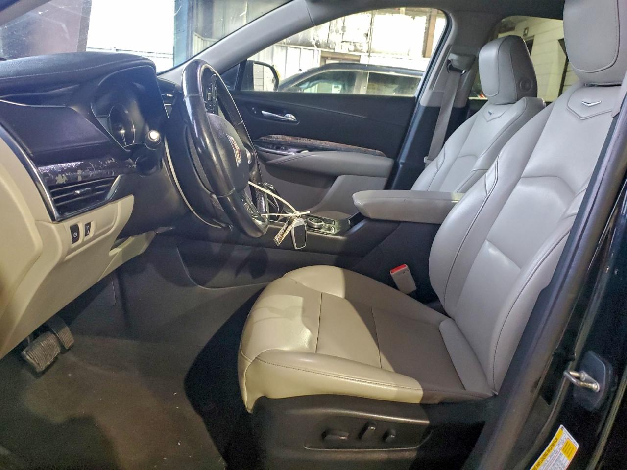 Cadillac XT4 Luxury Image 3