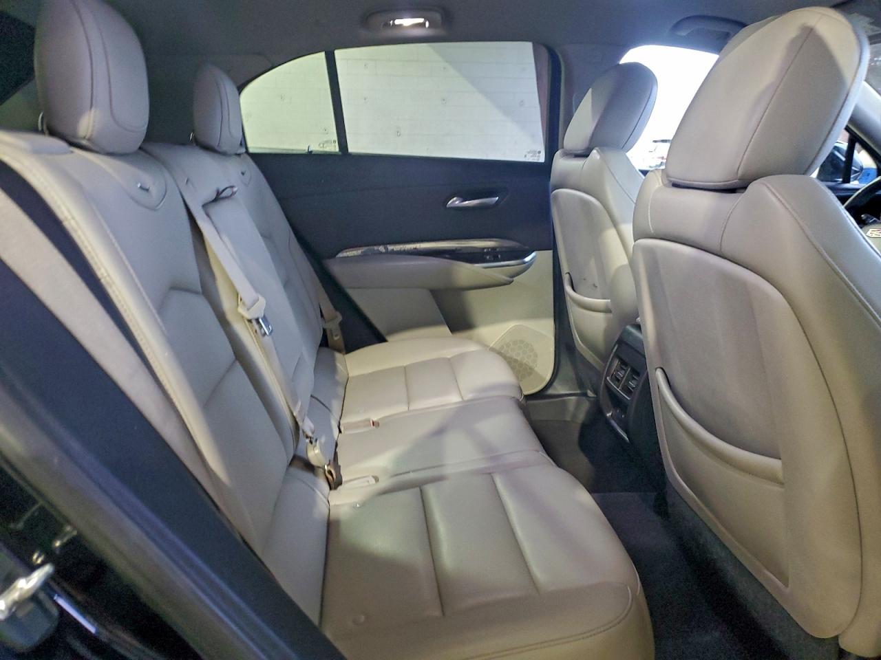 Cadillac XT4 Luxury Image 4