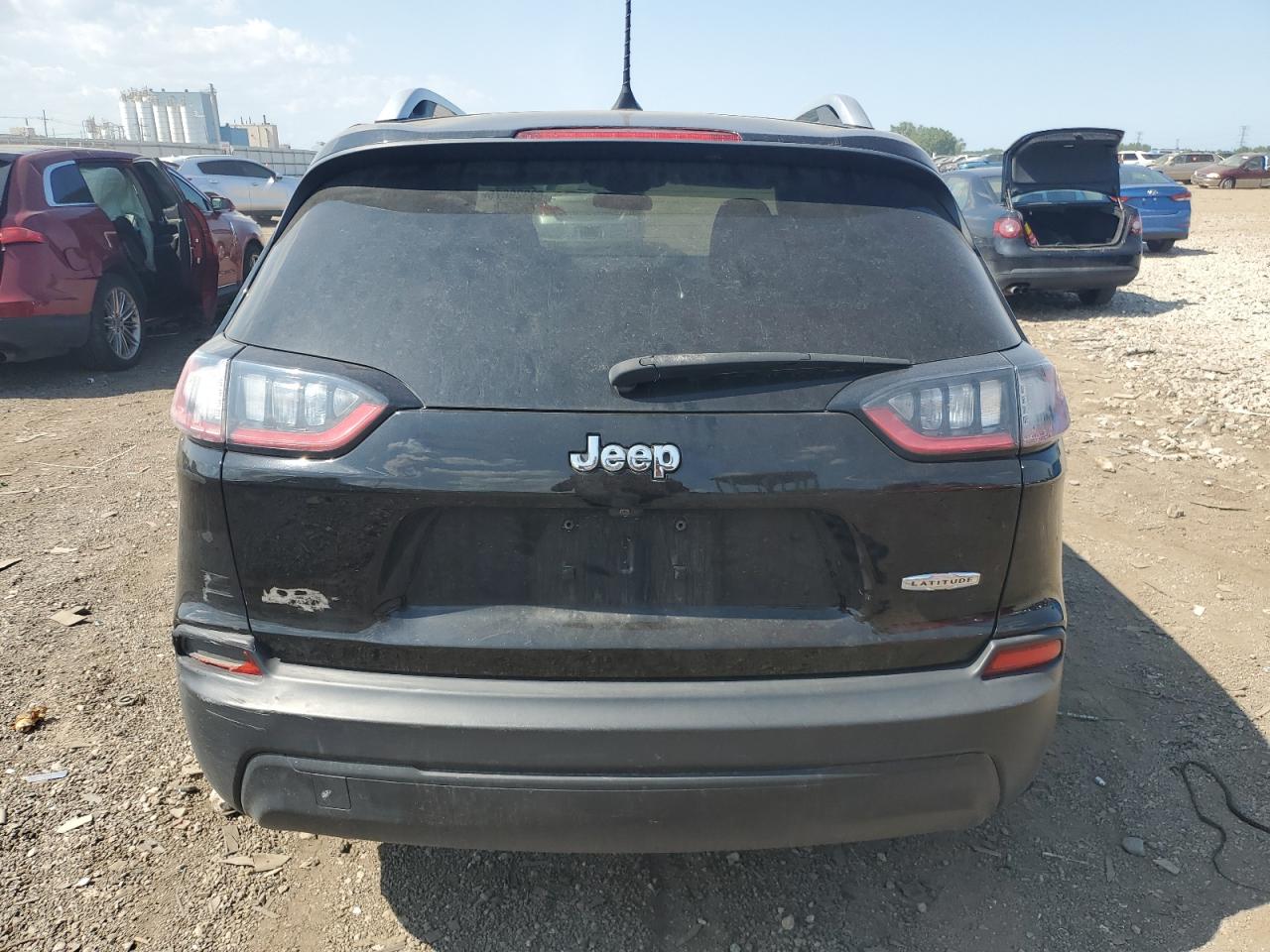 Jeep Grand Cherokee Latitude Image 3