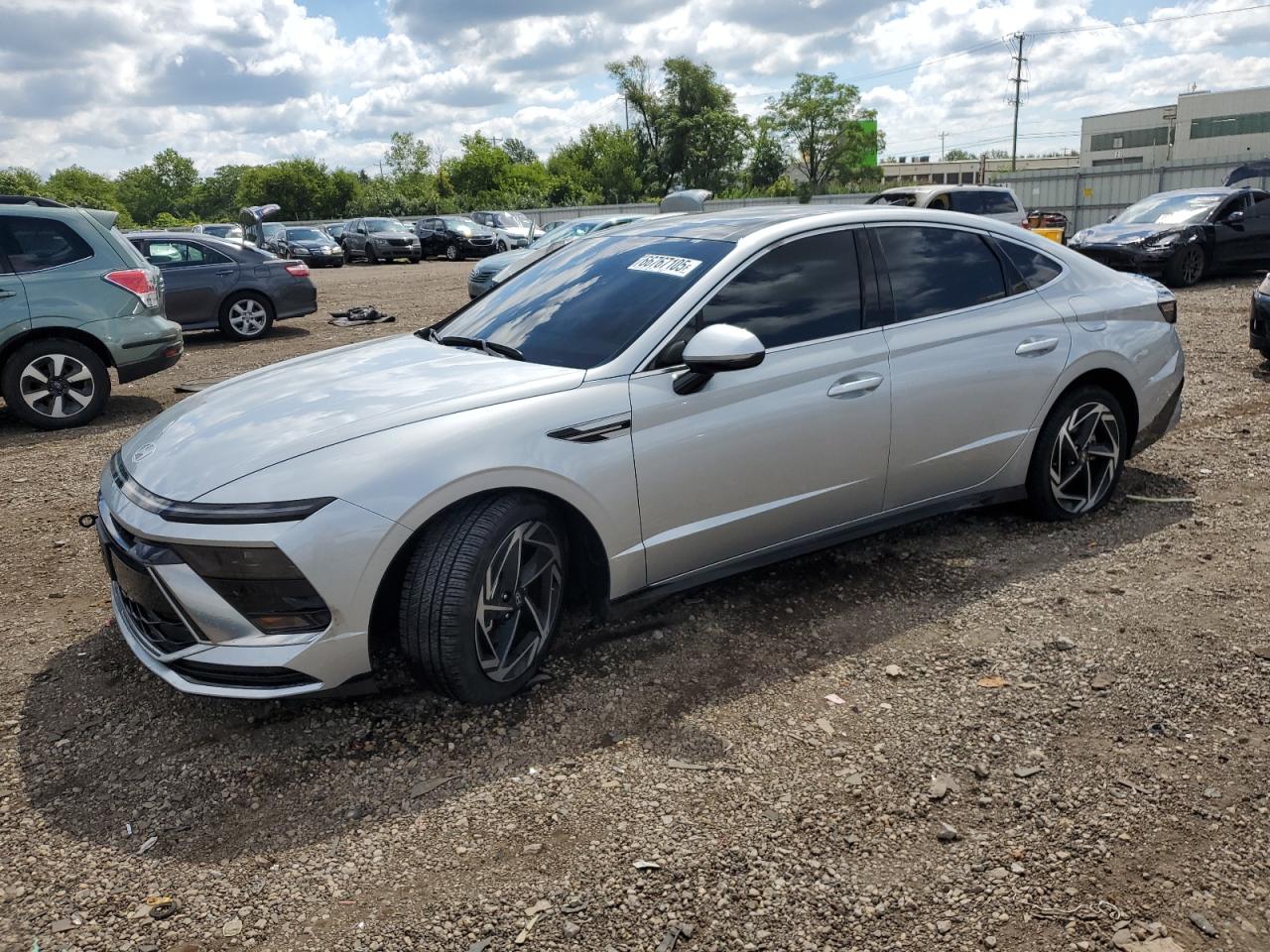 Hyundai SONATA Sel Image 1