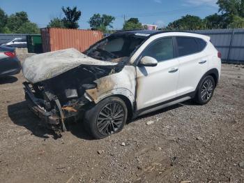  Salvage Hyundai TUCSON
