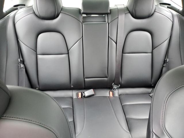 Tesla Model 3 Image 8