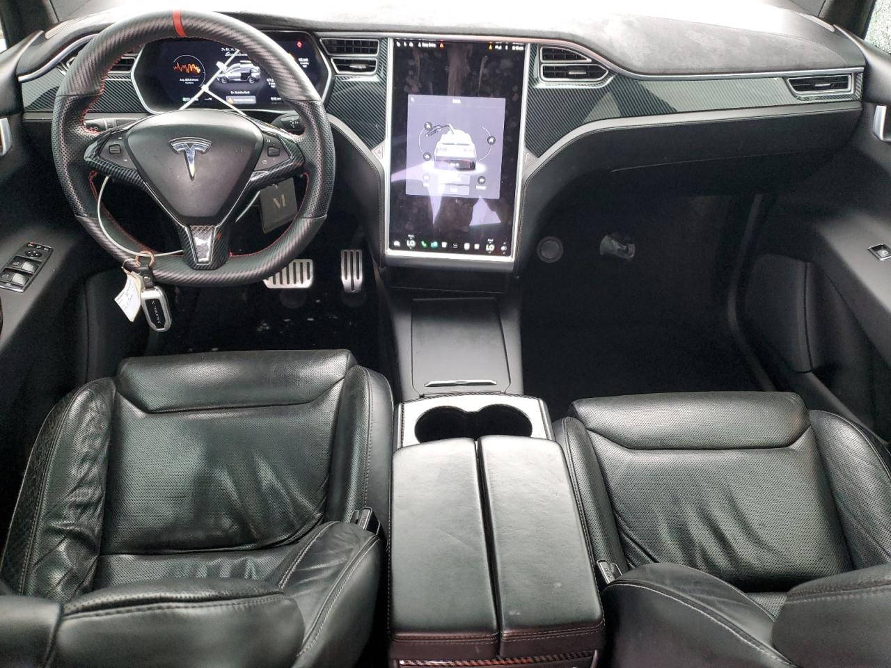 Tesla Model X Image 9