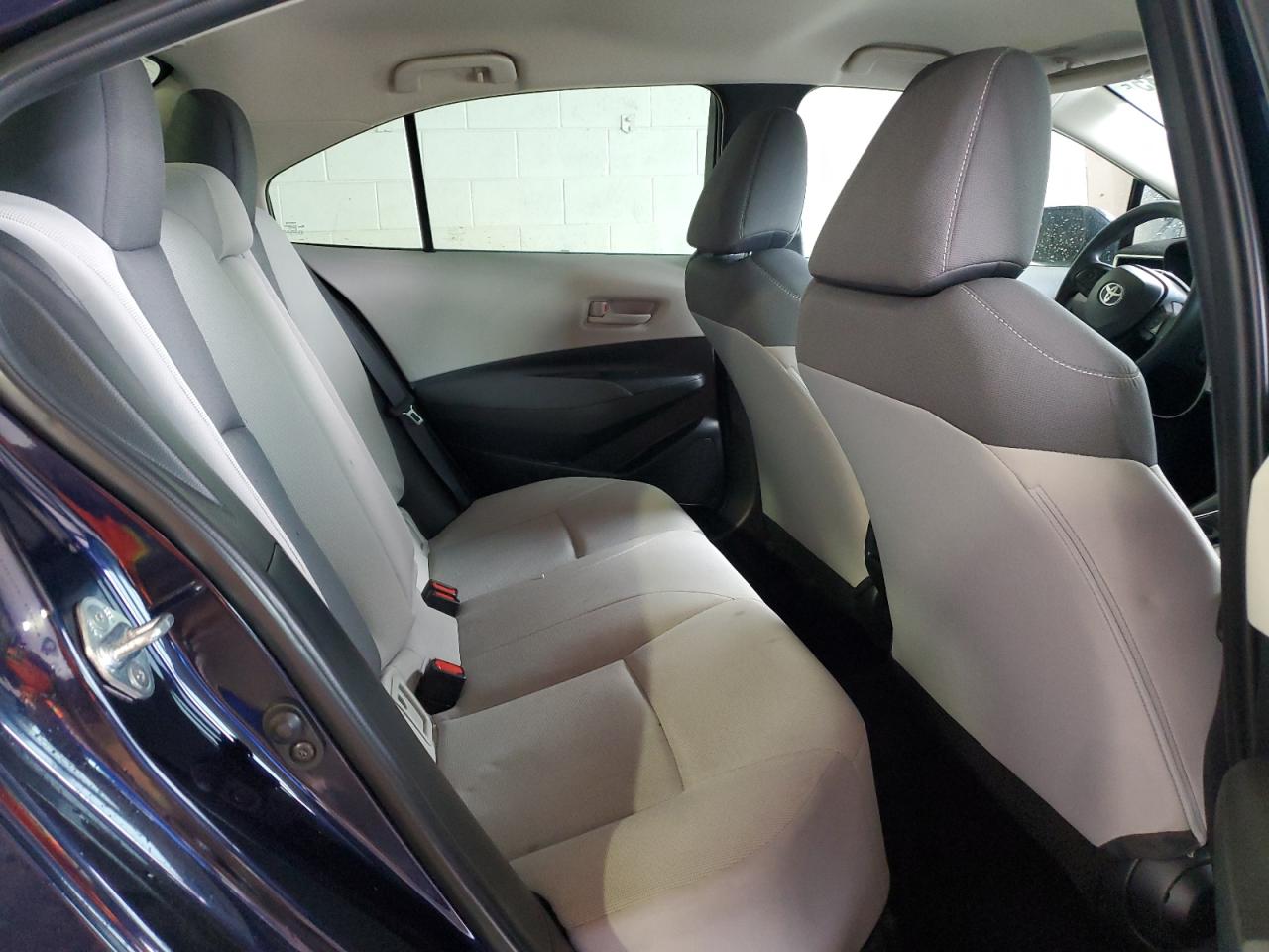 Toyota Corolla Le Image 7