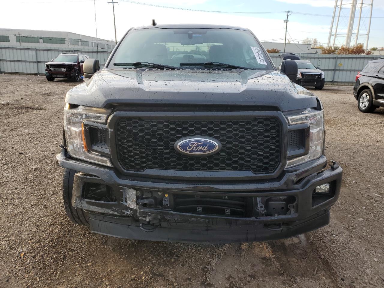 Ford F-150 Supercrew Image 5