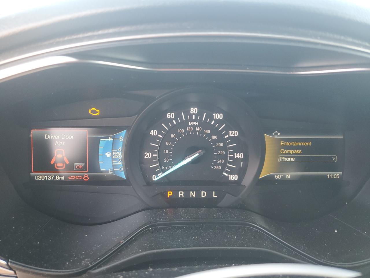 Ford Fusion Se Image 8