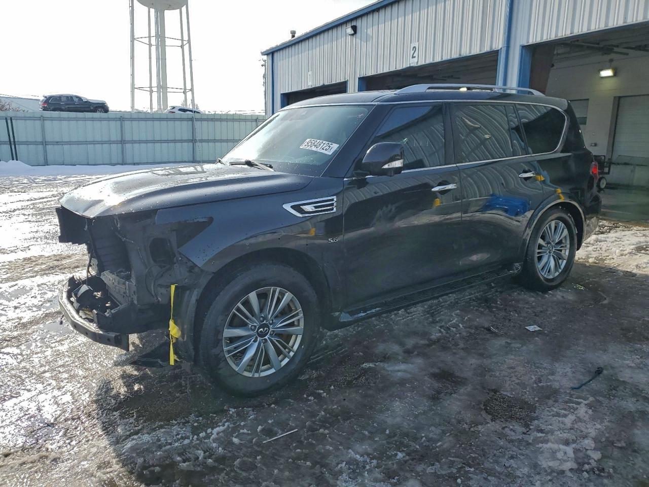 INFINITI Qx Luxe Image 1