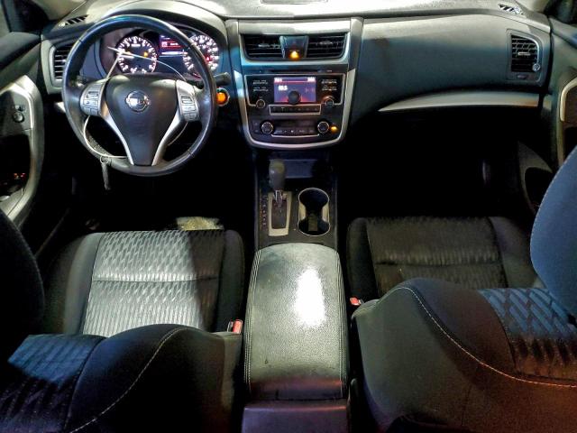 Nissan Altima 2.5 Image 9