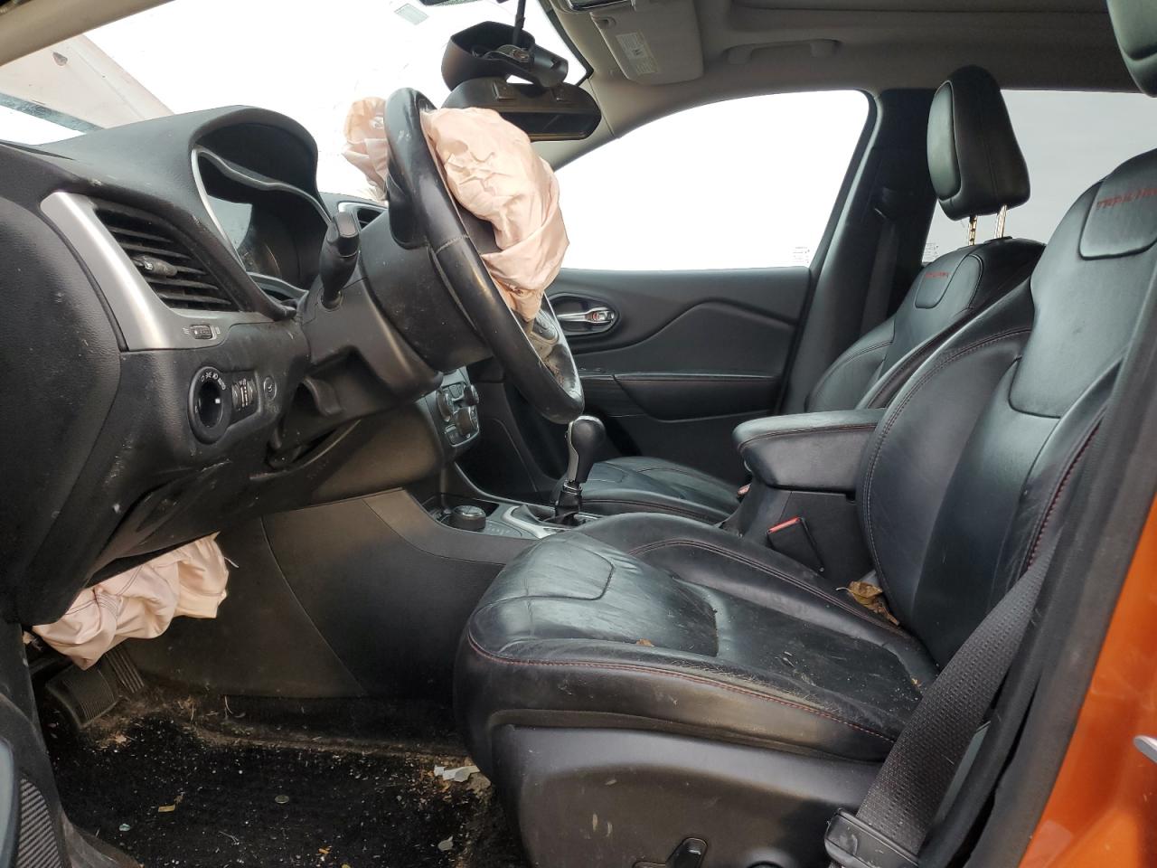 Jeep Cherokee Trailhawk Image 5