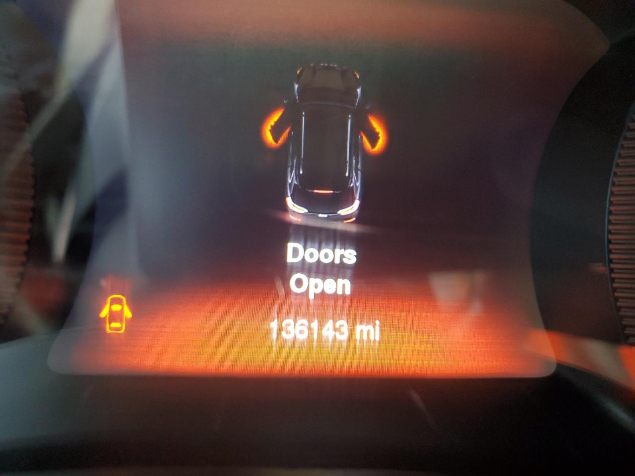 Jeep Cherokee Trailhawk Image 8