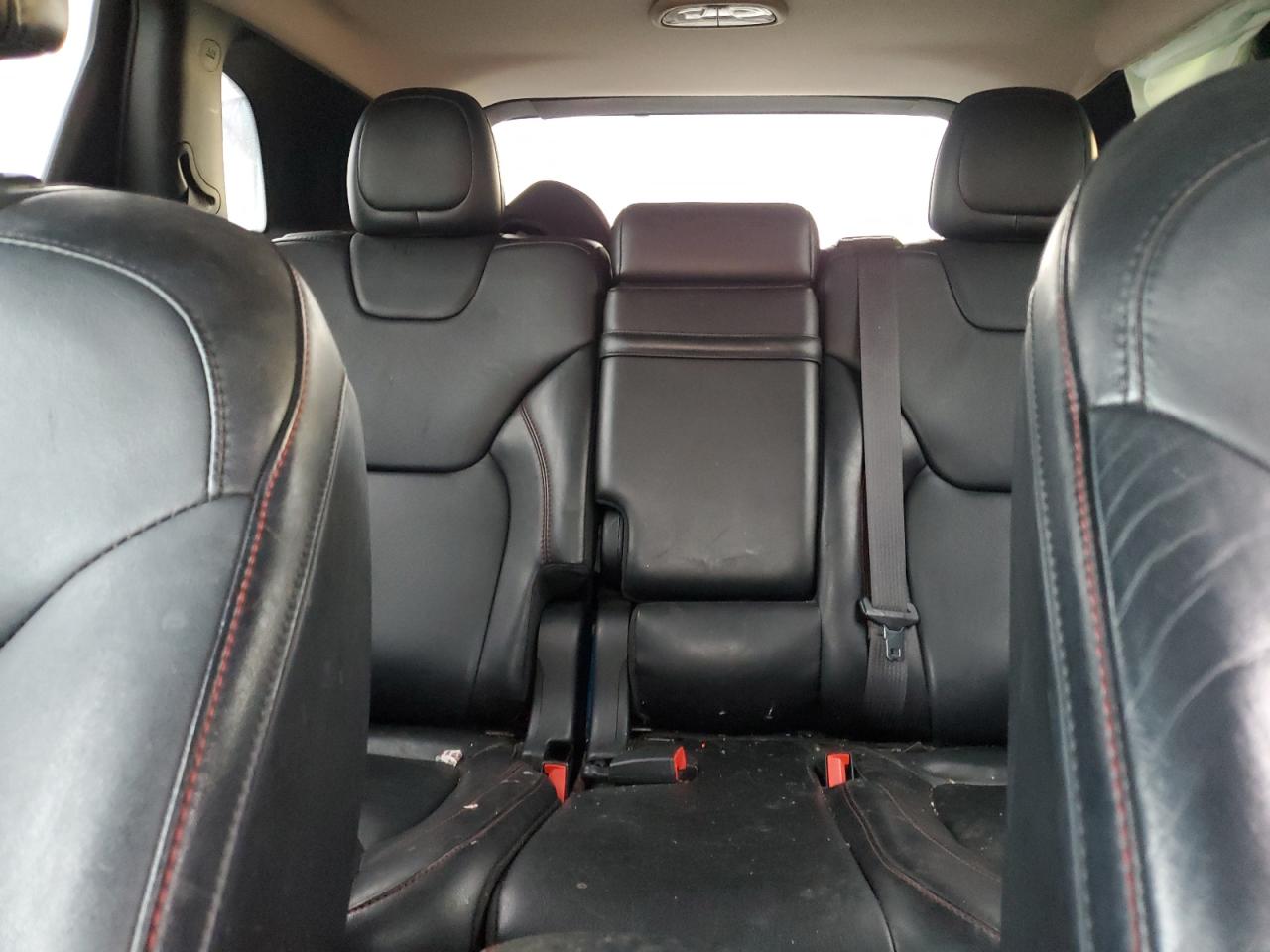 Jeep Cherokee Trailhawk Image 7