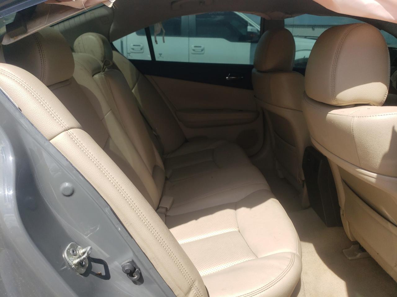 Nissan Maxima S Image 7