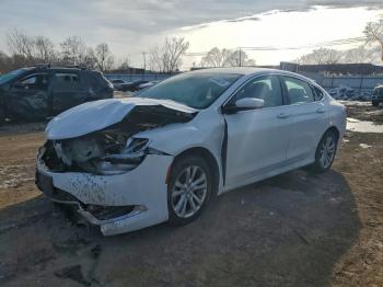  Salvage Chrysler 200