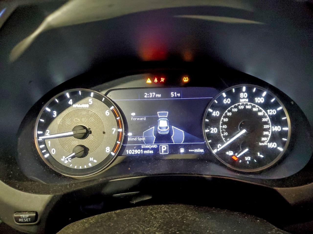 INFINITI Qx Essential Image 6