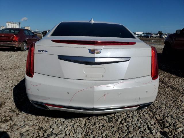 Cadillac XTS Luxury Collection Image 5