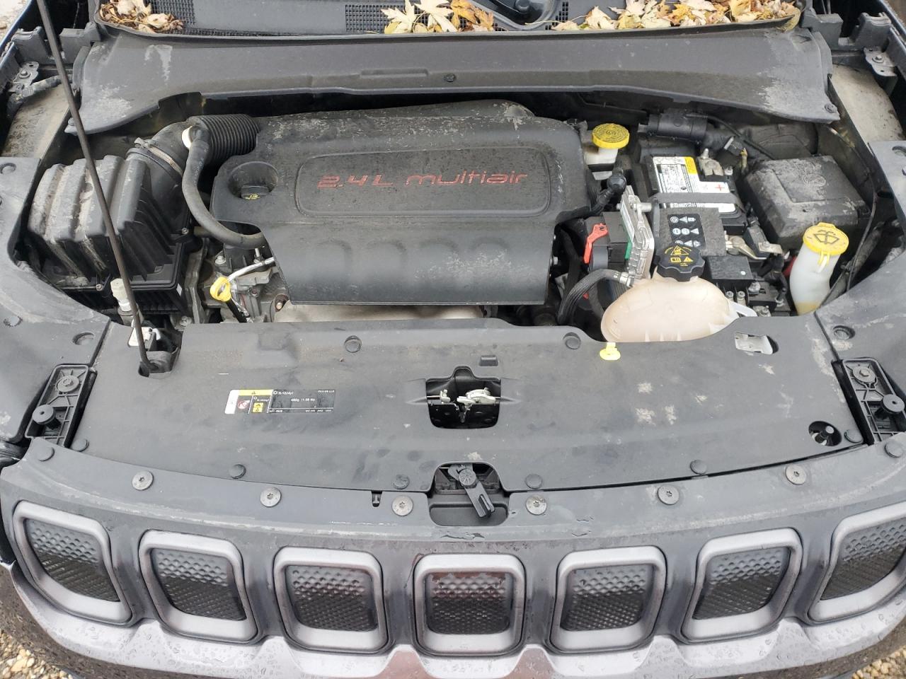 Jeep Compass Trailhawk Image 3