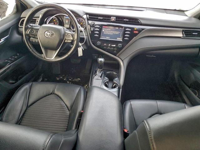 Toyota Camry L Image 11