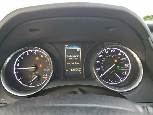 Toyota Camry L Image 9