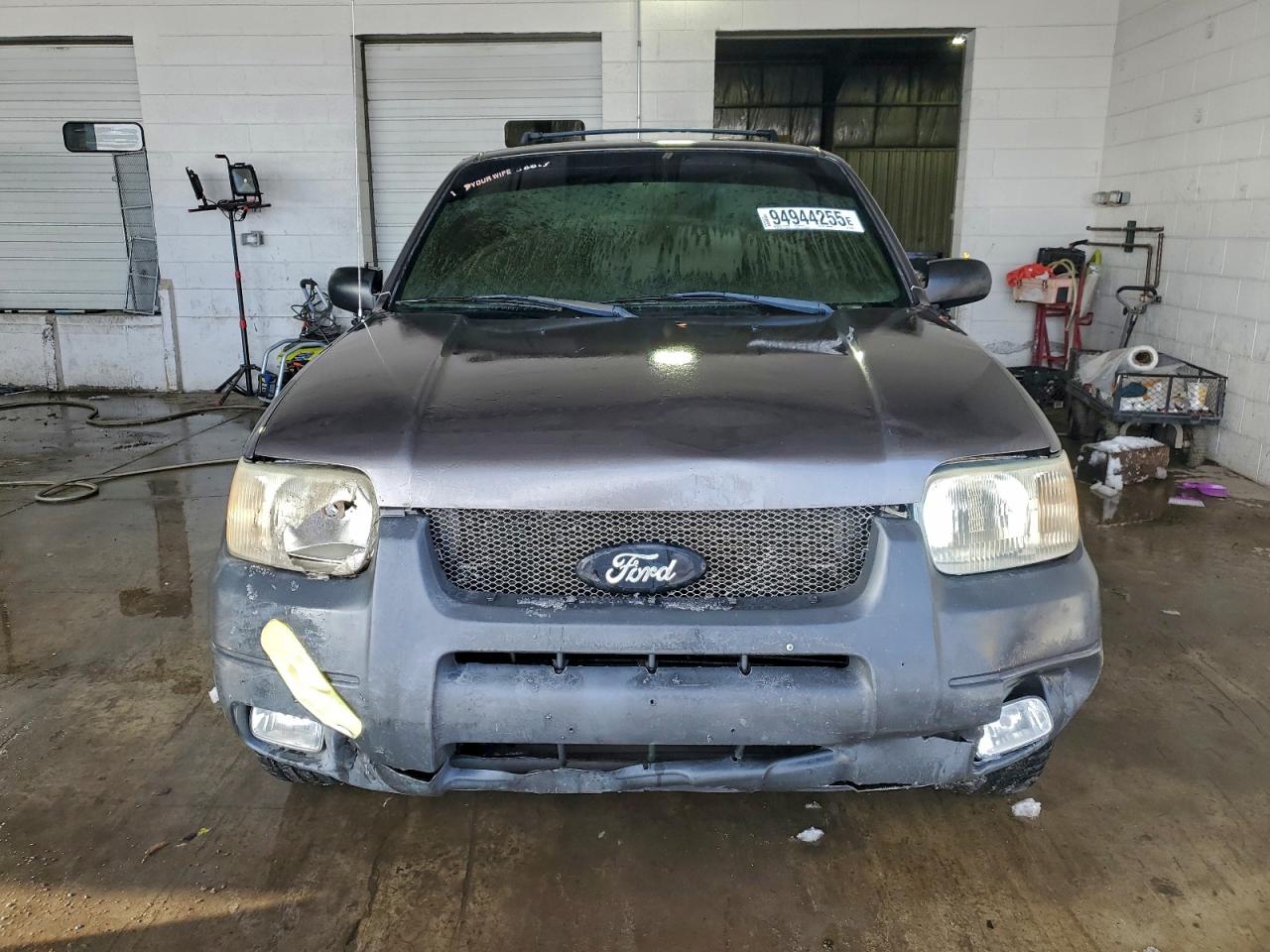 Ford Escape Xlt Image 3