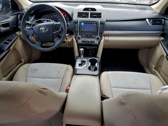 Toyota Camry Base Image 7