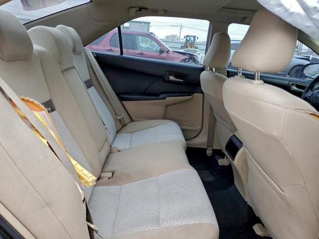 Toyota Camry Base Image 5